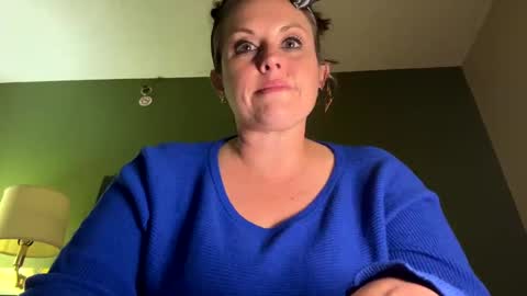 dazeyluv online show from 01-03-25, 04:00