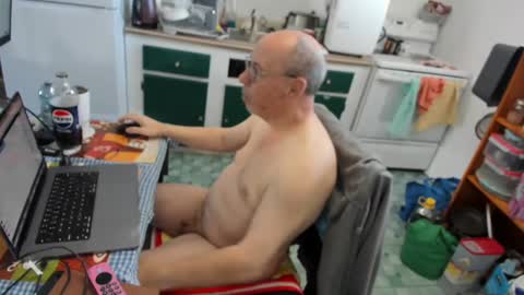 Snapshot of dbpit65 chatting on 12-27-24, 02:12 Daniel online show from 12-27-24, 02:12