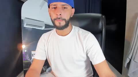 Snapshot of dcollins_ chatting on 10-16-25, 08:10 dcollins_ online show from 10-16-25, 08:10