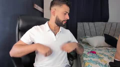 Snapshot of dcollins_ chatting on 10-20-25, 03:51 dcollins_ online show from 10-20-25, 03:51