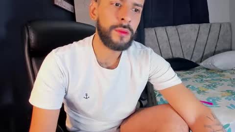 Snapshot of dcollins_ chatting on 10-27-25, 03:32 dcollins_ online show from 10-27-25, 03:32