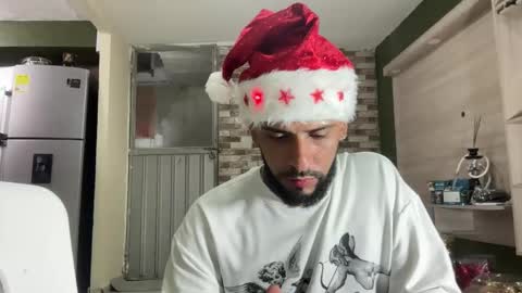 Snapshot of dcollins_ chatting on 11-09-25, 01:37 dcollins_ online show from 11-09-25, 01:37