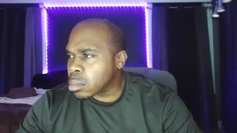 Snapshot of dcrush76 chatting on 12-19-24, 10:56 DCrush online show from 12-19-24, 10:56