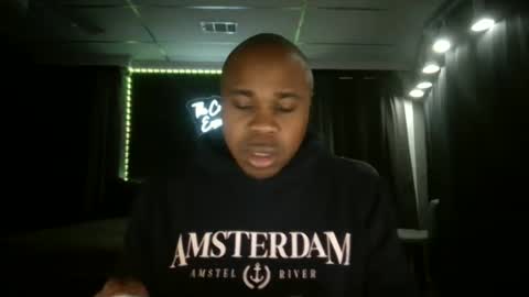 Snapshot of dcrush76 chatting on 01-20-25, 04:54 DCrush online show from 01-20-25, 04:54