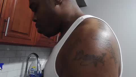 Snapshot of dcrush76 chatting on 02-27-25, 05:56 DCrush online show from 02-27-25, 05:56