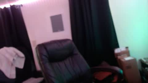 deaconoddeye online show from 12-18-25, 02:12