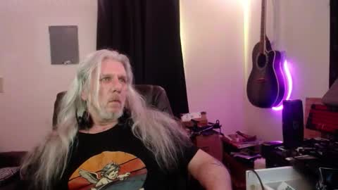 deaconoddeye online show from 12-19-25, 09:22