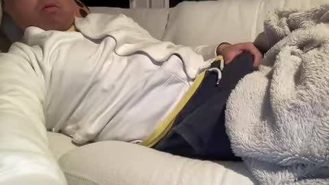 dean2899 online show from 03-02-25, 09:43