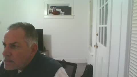 Snapshot of deano2nyc chatting on 01-01-25, 10:54 Deano DILF online show from 01-01-25, 10:54