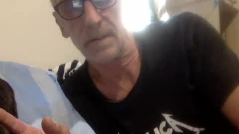 deanofflove221000 online show from 11-08-25, 06:46