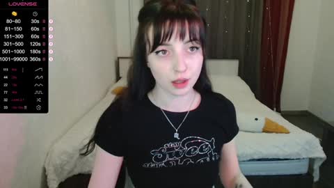 dear_helga online show from 01-06-25, 04:13