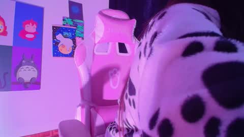 dearcatalina online show from 11-20-25, 05:29