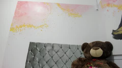 debora ortiz online show from 10-06-25, 01:19