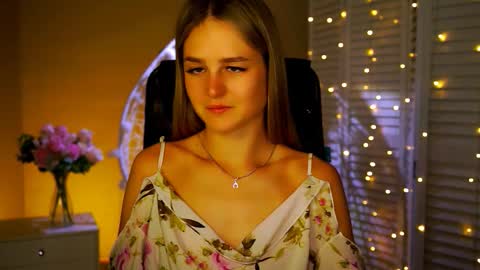 Debora online show from 11-17-25, 03:56