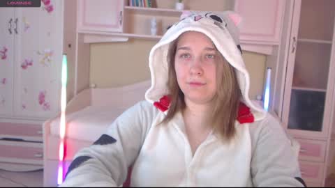 Snapshot of debramust chatting on 01-21-25, 01:22 debramust online show from 01-21-25, 01:22