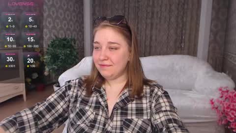 Snapshot of debramust chatting on 02-22-25, 10:42 debramust online show from 02-22-25, 10:42