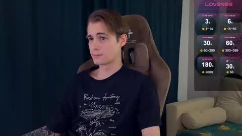 Snapshot of debugmee chatting on 02-02-26, 04:06 Samuel online show from 02-02-26, 04:06