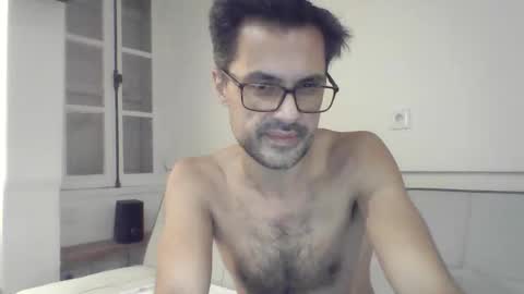 Snapshot of decchill19 chatting on 10-20-25, 11:16 decchill19 online show from 10-20-25, 11:16