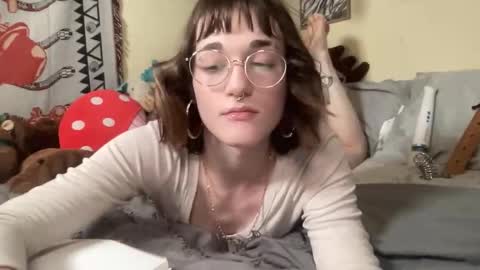 decemberholiday online show from 02-10-26, 01:43