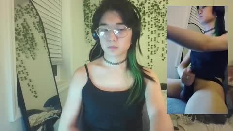 deciduousdoll online show from 10-06-25, 06:44