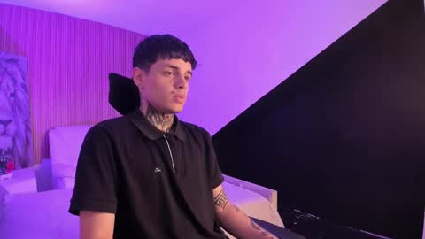 declan_fox online show from 10-13-25, 12:49