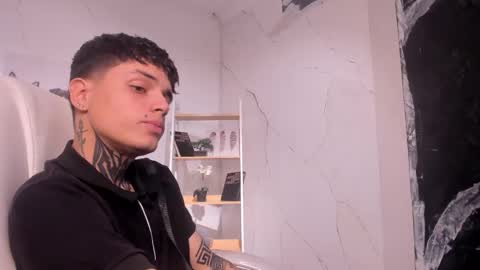 declan_fox online show from 11-03-25, 04:36