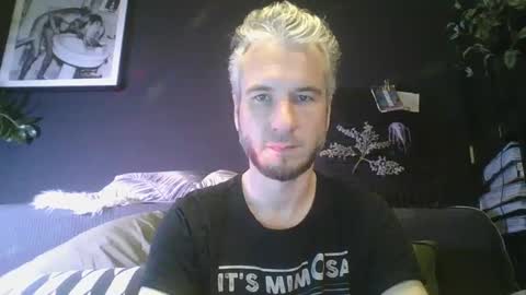 Snapshot of deebo1987 chatting on 01-09-25, 06:36 Deen online show from 01-09-25, 06:36