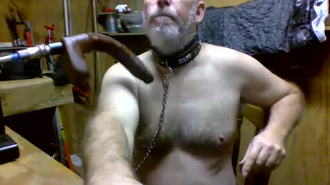 Snapshot of deepthroat227 chatting on 12-09-24, 10:20 Deepthroat My Big Dildos online show from 12-09-24, 10:20