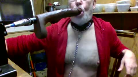 Snapshot of deepthroat227 chatting on 01-11-25, 09:46 Deepthroat My Big Dildos online show from 01-11-25, 09:46