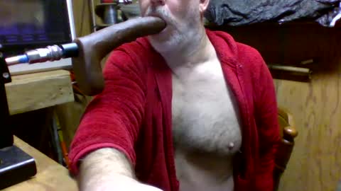 Snapshot of deepthroat227 chatting on 02-09-25, 08:45 Deepthroat My Big Dildos online show from 02-09-25, 08:45