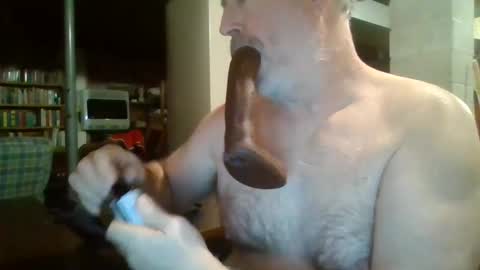 Snapshot of deepthroat227 chatting on 02-10-25, 07:17 Deepthroat My Big Dildos online show from 02-10-25, 07:17