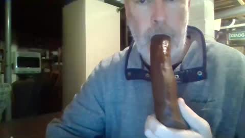 Snapshot of deepthroat227 chatting on 02-20-25, 02:51 Deepthroat My Big Dildos online show from 02-20-25, 02:51