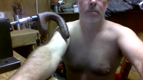 Snapshot of deepthroat227 chatting on 03-06-25, 11:20 Deepthroat My Big Dildos online show from 03-06-25, 11:20