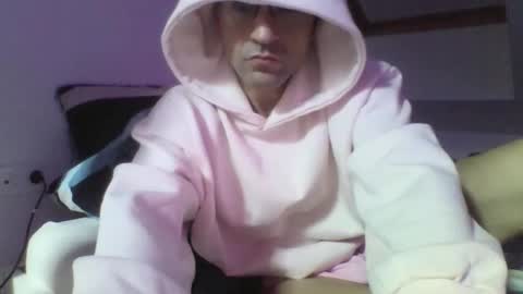 Snapshot of definitelysasha_ chatting on 02-15-26, 07:51 definitelysasha_ online show from 02-15-26, 07:51