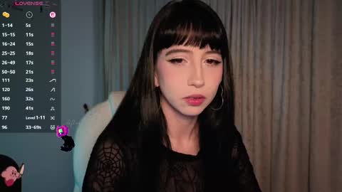 Stephanie.e  online show from 11-26-25, 01:28