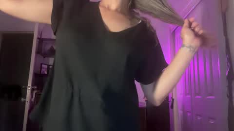 Tori online show from 10-16-25, 06:47