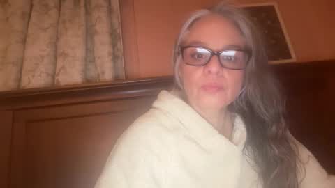 Tori online show from 02-14-26, 02:41