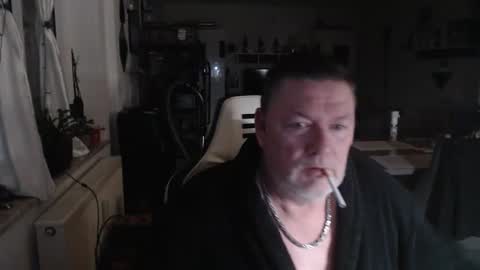 deinprinz2312 online show from 12-06-24, 05:53