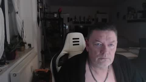 deinprinz2312 online show from 01-16-25, 07:28