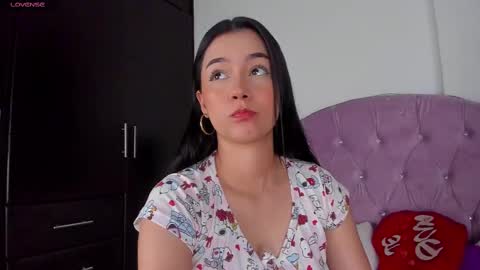 Snapshot of deisy_smith_ chatting on 02-09-25, 11:04 Deisy online show from 02-09-25, 11:04