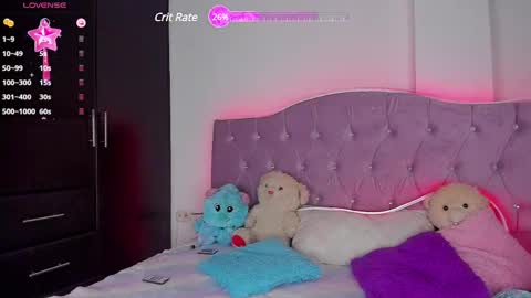 Snapshot of deisy_smith_ chatting on 02-13-25, 09:27 Deisy online show from 02-13-25, 09:27