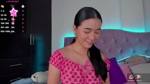 Snapshot of deisy_smith_ chatting on 03-07-25, 12:23 Deisy online show from 03-07-25, 12:23