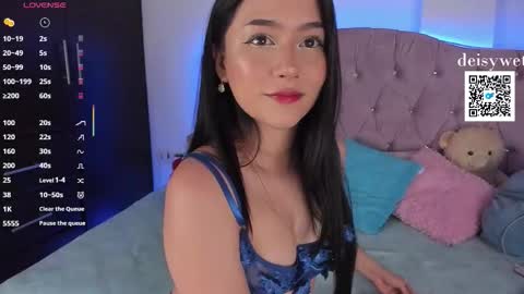 Snapshot of deisy_smith_ chatting on 10-28-25, 11:14 Deisy online show from 10-28-25, 11:14