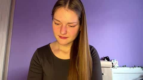 Snapshot of dejameneal chatting on 02-27-26, 06:24 Mila online show from 02-27-26, 06:24