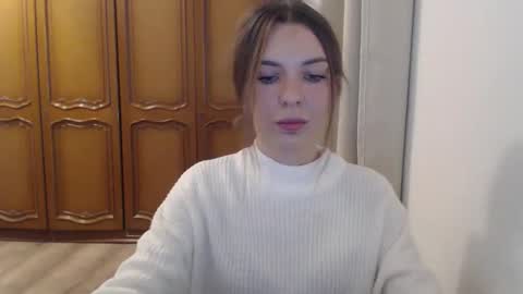 Aurora online show from 11-13-25, 06:45