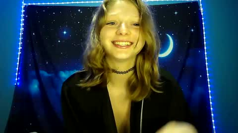 Snapshot of delilalove3412 chatting on 12-19-24, 03:18 DelilaLove3412 online show from 12-19-24, 03:18