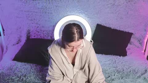 Rochel online show from 12-13-25, 08:04