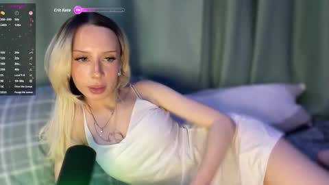 Snapshot of dellacampbell chatting on 02-25-26, 03:10 Della online show from 02-25-26, 03:10