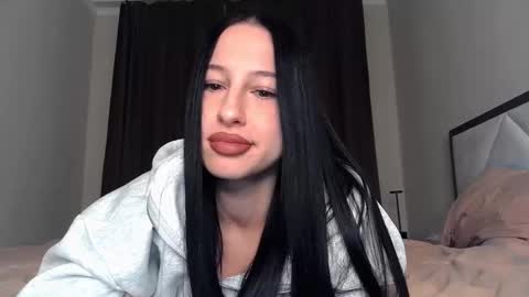 delly_love online show from 10-05-25, 08:51