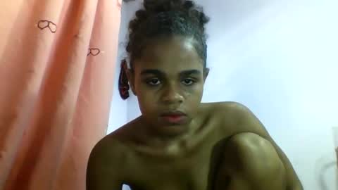 Snapshot of delphineee chatting on 03-30-26, 08:15 delphine online show from 03-30-26, 08:15